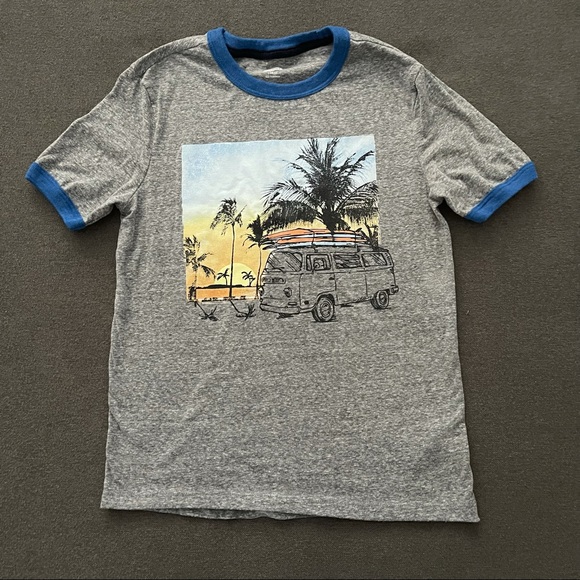 2 Kids short-sleeve T-shirts from Gap Brands - Picture 3 of 9